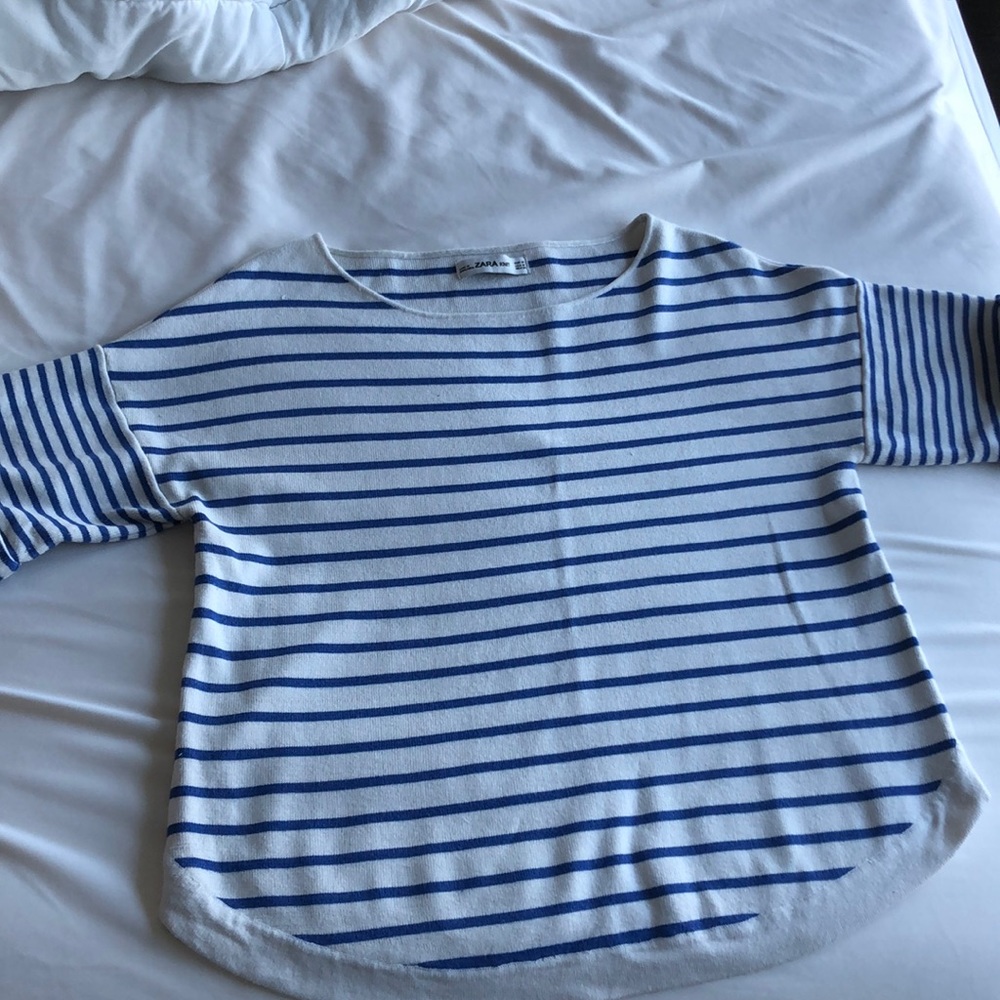 Zara Short Sleeve Knit size Medium